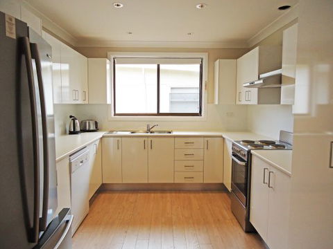 Palais D'Amor At Greenwell Point - Dalby Accommodation 44