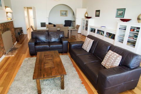 Coastal Cottage - Dalby Accommodation 25