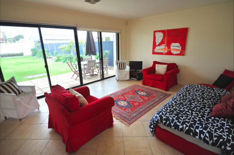 Coastal Cottage - Dalby Accommodation 51