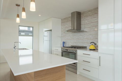 Coastal Cottage - Dalby Accommodation 73