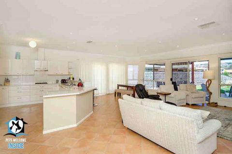 PetLet: Kensington Road Norwood - Dalby Accommodation 2