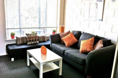 PetLet: Kensington Road Norwood - Dalby Accommodation 8