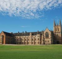 University Stays - Dalby Accommodation
