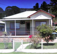 CASS Cottage - Dalby Accommodation