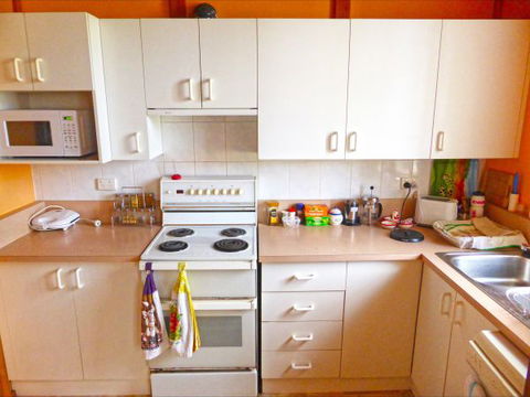 Callala Cottage - Dalby Accommodation 2