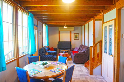 Callala Cottage - Dalby Accommodation 8