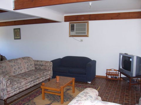Century 21 SouthCoast: Silver Sands - Dalby Accommodation 3