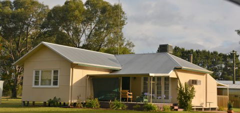 Sandy Lake Farm Stay Accommodation Gingin WA - Dalby Accommodation 5