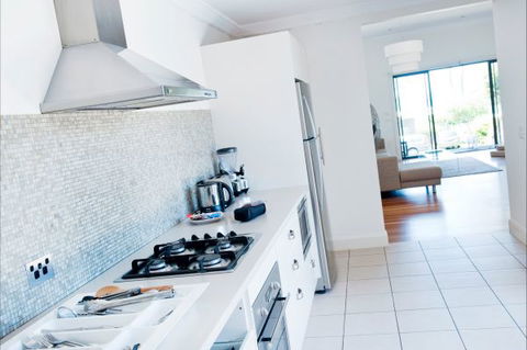 Seaglass - Dalby Accommodation 12