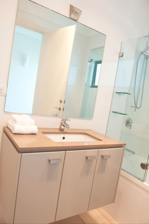 Seaglass - Dalby Accommodation 16