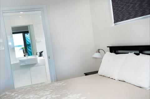 Seaglass - Dalby Accommodation 31