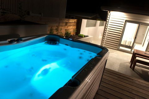 Seaglass - Dalby Accommodation 32