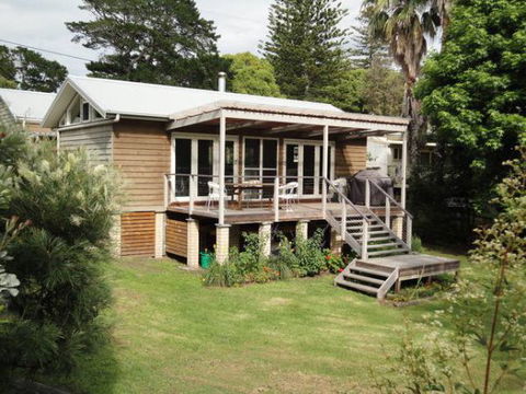 Flowers Cottage - Dalby Accommodation 0