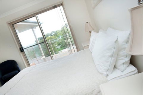 Seaglass - Dalby Accommodation 23