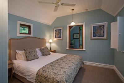 Oak Tree Lodge - Dalby Accommodation 10