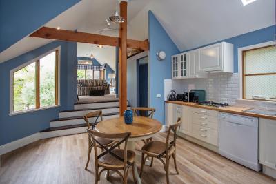 Oak Tree Lodge - Dalby Accommodation 12