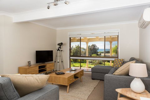 Casa Moana - Dalby Accommodation 0