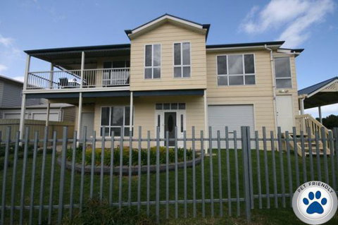 LJ Hooker Goolwa Holiday Rentals - 42 Underwood Avenue, Goolwa Beach - Dalby Accommodation 4
