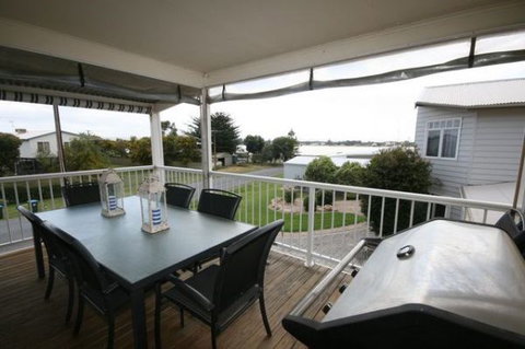 LJ Hooker Goolwa Holiday Rentals - 42 Underwood Avenue, Goolwa Beach - Dalby Accommodation 6