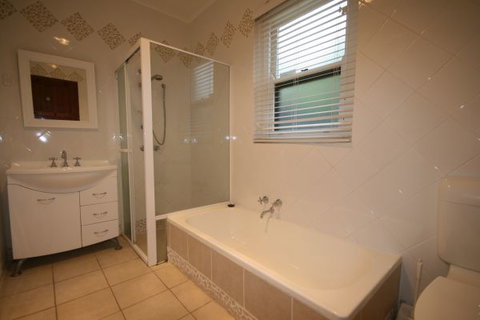 LJ Hooker Goolwa Holiday Rentals - 42 Underwood Avenue, Goolwa Beach - Dalby Accommodation 26