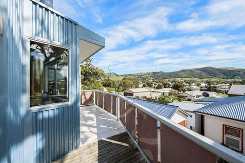 Seascape Apollo Bay - Dalby Accommodation 0