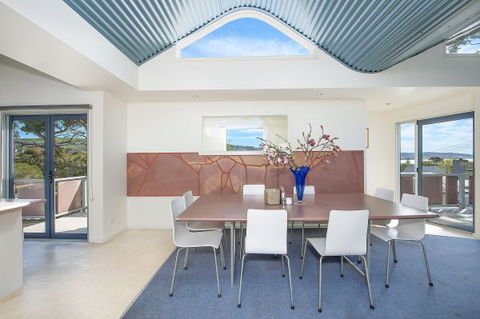 Seascape Apollo Bay - Dalby Accommodation 5