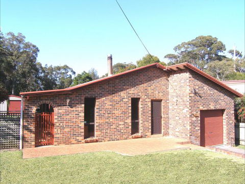 The Happy Shack At Callala Bay - Dalby Accommodation 6