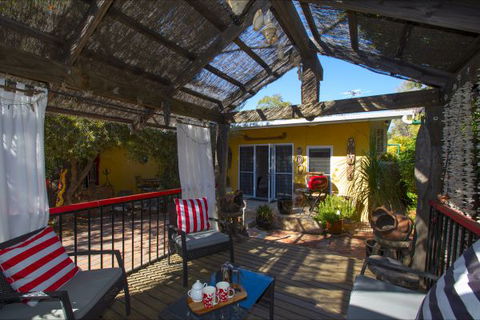 Vatu Sanctuary - Dalby Accommodation 4