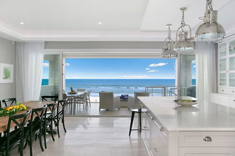 Oceans 74 - An Elite Holiday Home - Dalby Accommodation 9