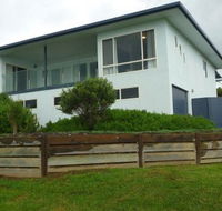 Somersea House - Dalby Accommodation