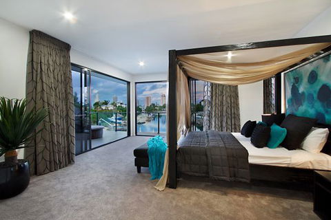 Oceans 74 - An Elite Holiday Home - Dalby Accommodation 22