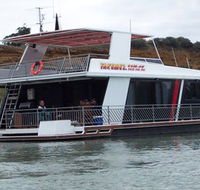 Takeme2 Houseboat - Dalby Accommodation
