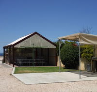 Anchorage 8 - Dalby Accommodation