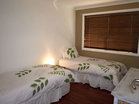 Bluewater Getaway - Dalby Accommodation 7