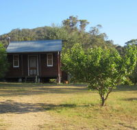 Peach Tree Cabin - Dalby Accommodation