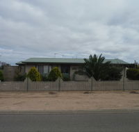 Shore is Nice - Dalby Accommodation