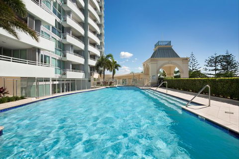 The Grand Apartments - Dalby Accommodation 9