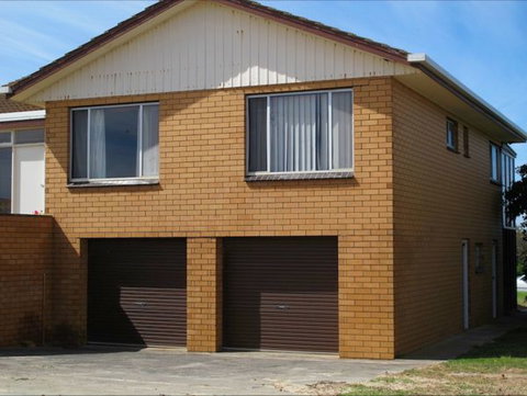 Views Over Lake George - Dalby Accommodation 0