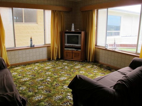 Views Over Lake George - Dalby Accommodation 1