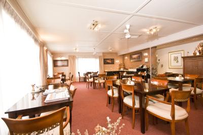 Quality Inn Country Plaza Queanbeyan - Dalby Accommodation 3