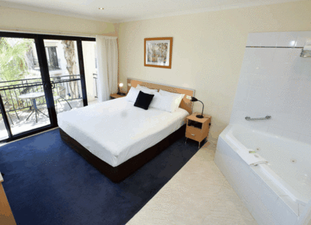 Aquarius Luxury Apartments - Dalby Accommodation 1