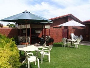 Golden Chain Murray River Motel - Dalby Accommodation 2