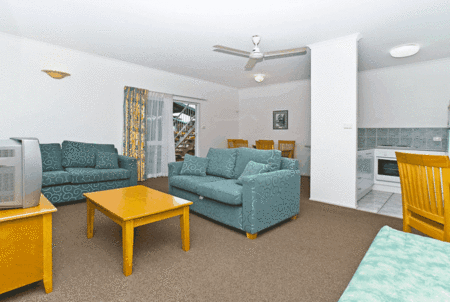 Trinity Beach Pacific - Dalby Accommodation 3