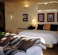 Athelney Cottage - Dalby Accommodation