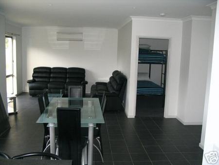 Phillip Island Surf & Circuit Family Resort - Dalby Accommodation 0