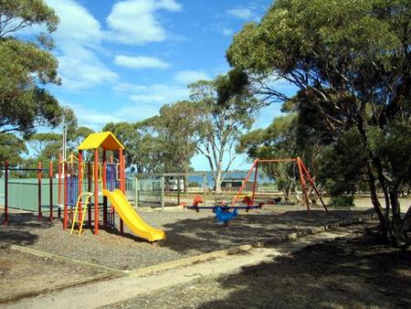 Harbour View Caravan Park - Dalby Accommodation 2