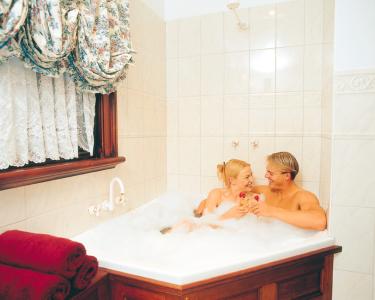 Apartments At York Mansions - Dalby Accommodation 3