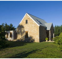 Armytage House - Dalby Accommodation