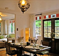 Gardenia House - Dalby Accommodation