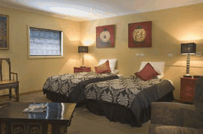 Fiona's Bed & Breakfast - Dalby Accommodation 0